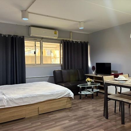 Popular Condo เมืองทองธานี Pak Kret Extérieur photo