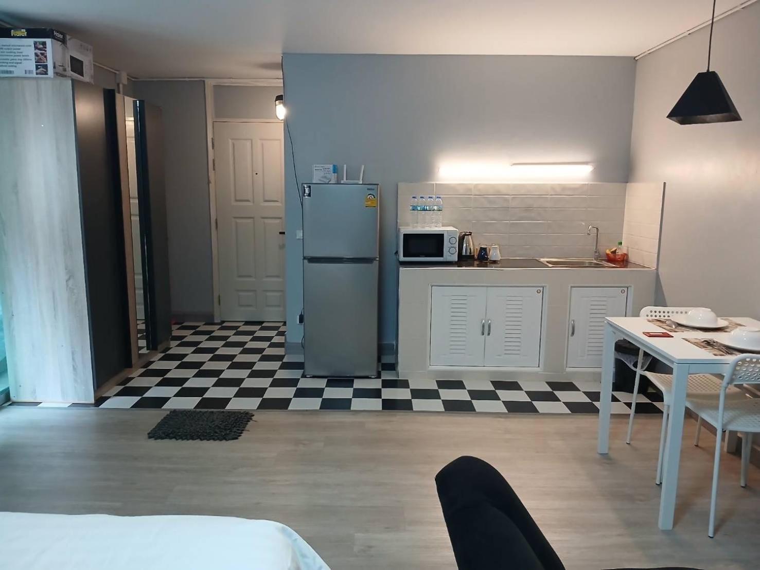 Popular Condo เมืองทองธานี Pak Kret Extérieur photo